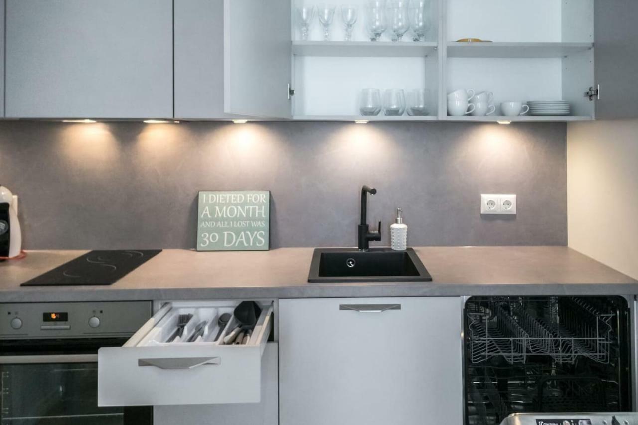Kalamehe Modern Apartment 2 Near City Center Pärnu Kültér fotó